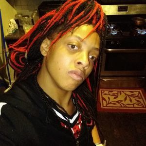 Meet your Posher, Alexis